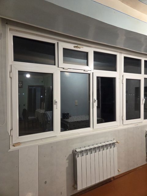 Plastik pəncərə — Bakı