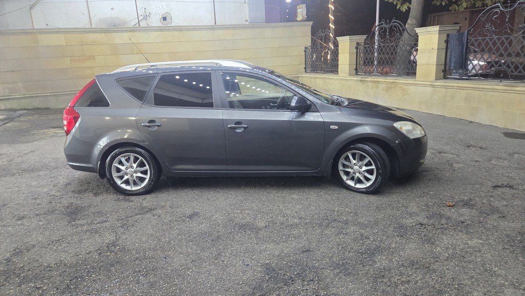 Kia Ceed SW, 1.6 L, 2009 il, 395 000 km 77-DV-183 — Avtomobillər, Bakı (6)