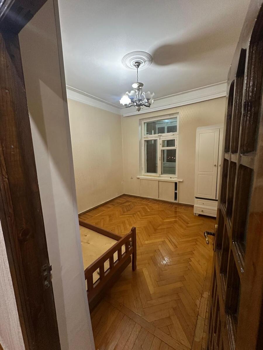 İcarəyə verilir 3 otaqlı köhnə tikili 85 m² — Mənzil, Bakı (5)