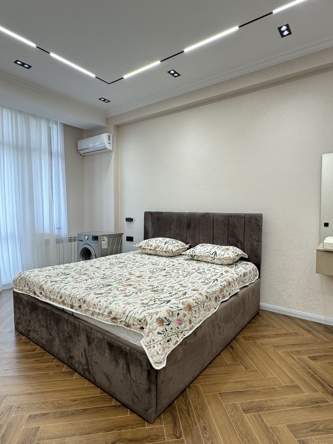 İcarəyə verilir 3 otaqlı yeni tikili 130 m² — Mənzil, Bakı (7)