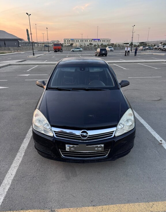 Opel Astra, 2008 il, 330000 km, 1.8 L