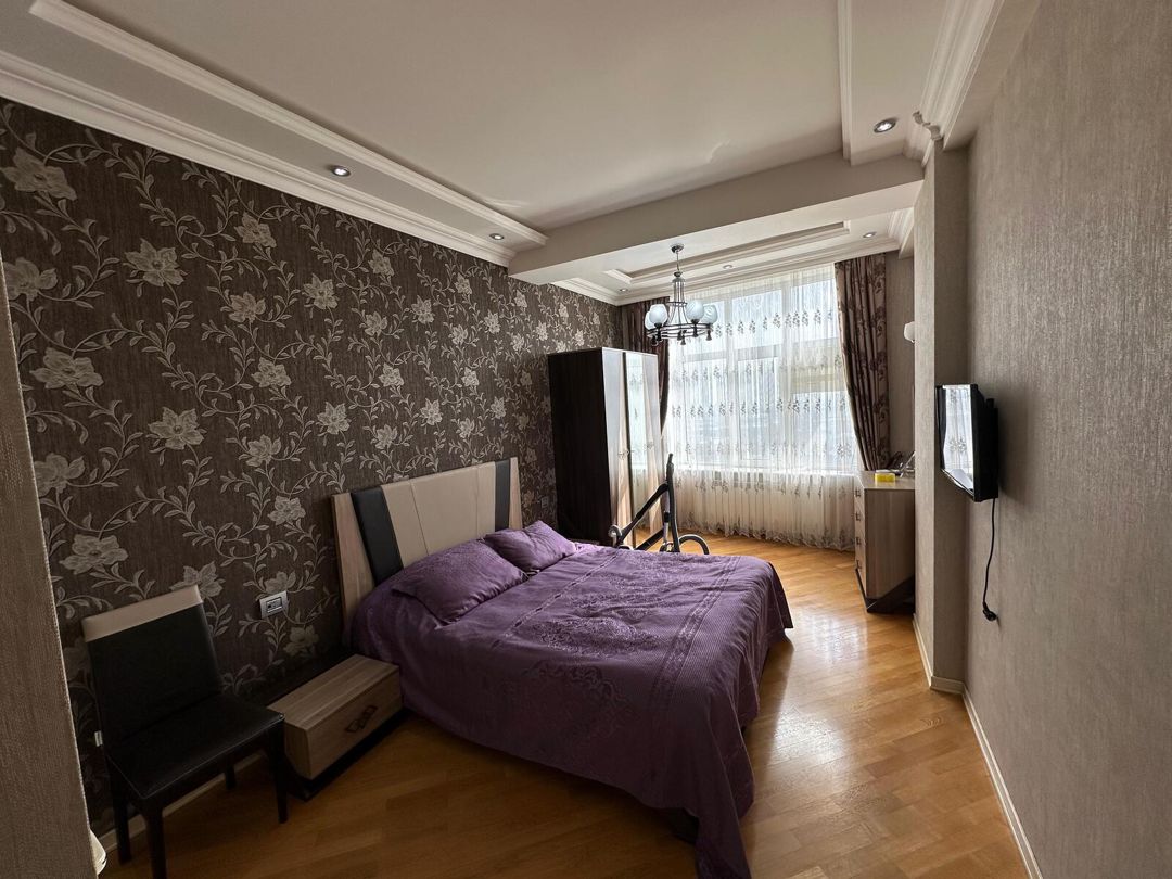 İcarəyə verilir 4 otaqlı yeni tikili 195 m² — Mənzil, Bakı (6)