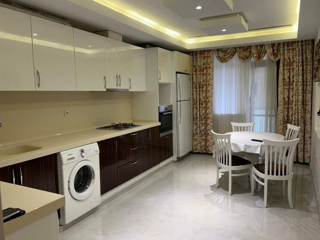 İcarəyə verilir 3 otaqlı yeni tikili 160 m² — Mənzil, Bakı (4)