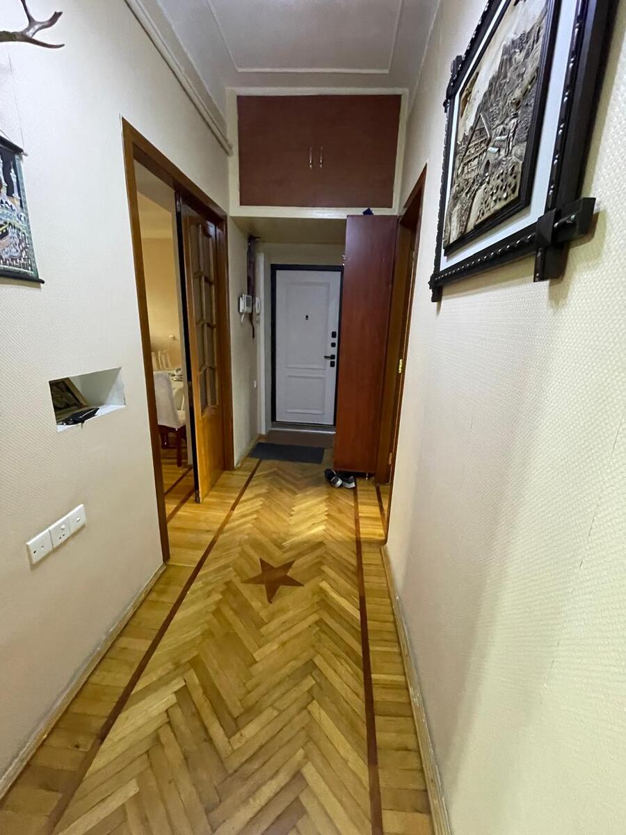 Satılır 5 otaqlı köhnə tikili 140 m² — Mənzil, Bakı (5)