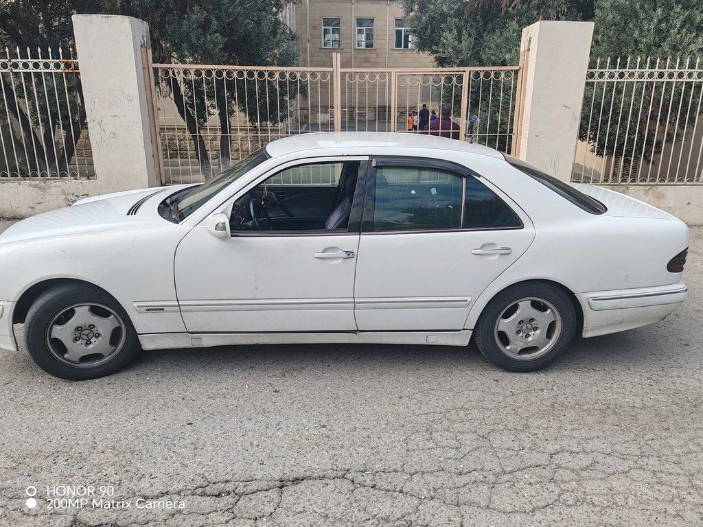 Mercedes E 220, 2.2 L, 2000 il, 400 000 km 90-XX-214 — Avtomobillər, Bakı (6)