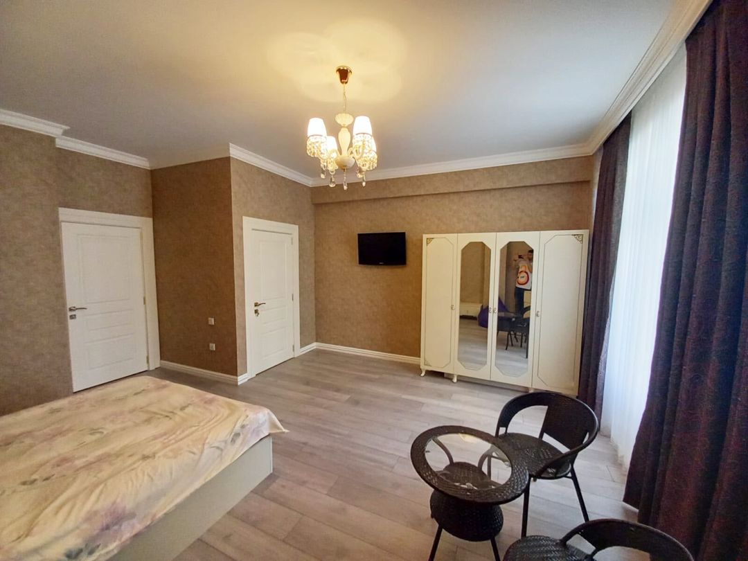 3-otaqlı yeni tikili kirayə verilir, Xətai pr., 176 m² — Mənzil, Bakı (7)