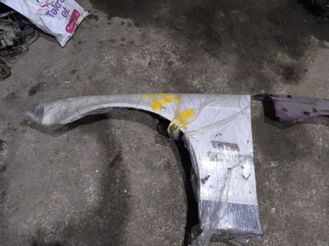 BMW E36 sol ön qanadı — Zaqatala