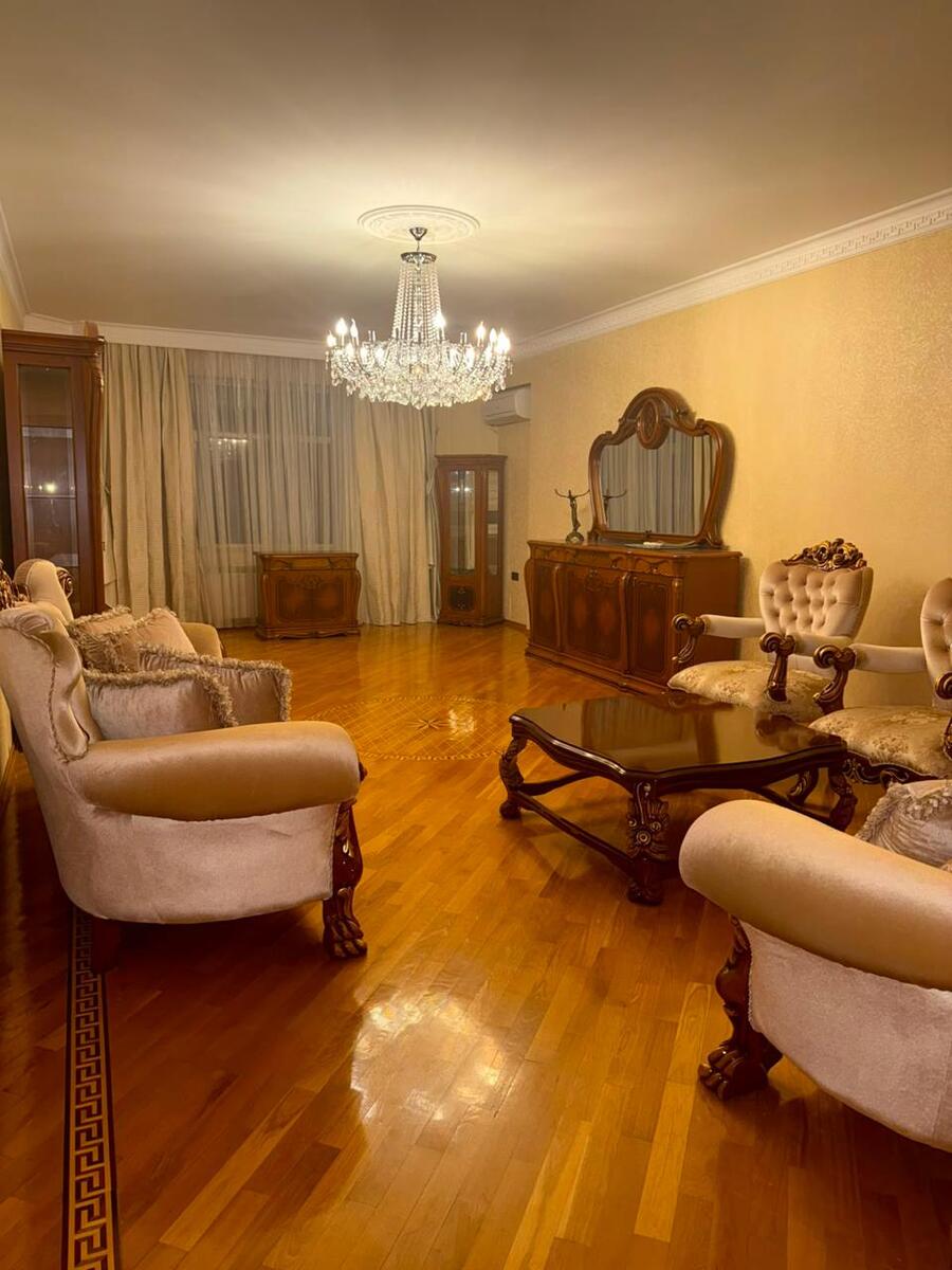 İcarəyə verilir 3 otaqlı yeni tikili 165 m² — Mənzil, Bakı (2)