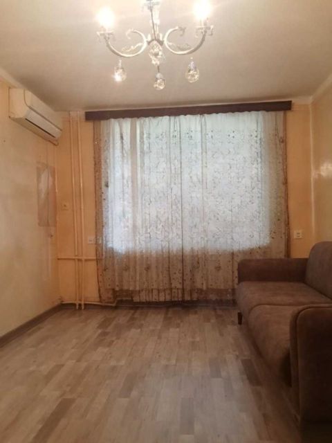 Satılır 1 otaqlı köhnə tikili 35 m² — Bakı