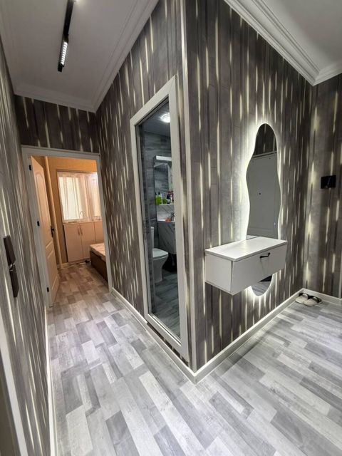 Satılır 2 otaqlı köhnə tikili 45 m² — Bakı