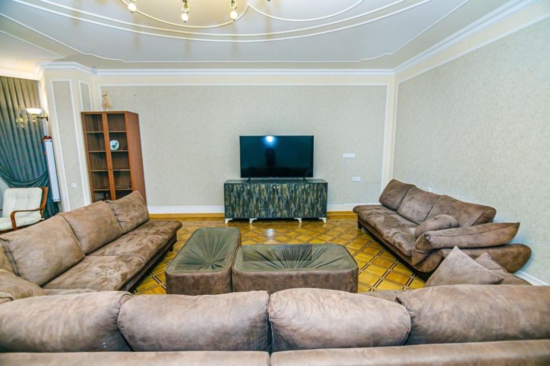 2-otaqlı yeni tikili kirayə verilir, 28 May m., 80 m² — Mənzil, Bakı
