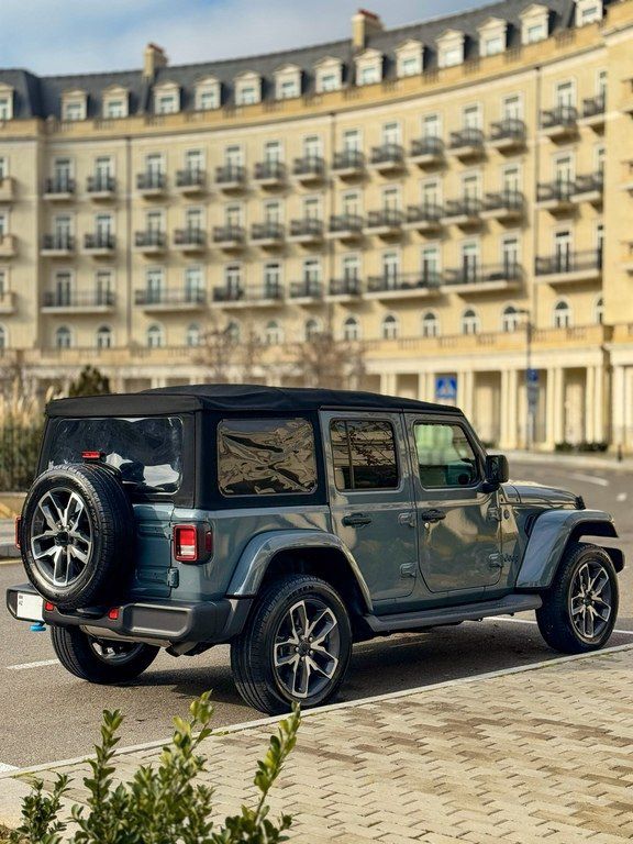 Jeep Wrangler, 2.0 L, 17.3 kWh, 2023 il, 29 900 km — Avtomobillər, Bakı (3)