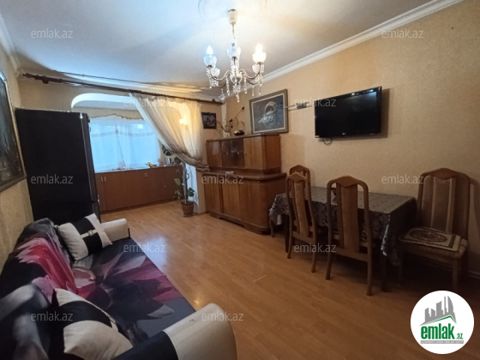 İcarəyə verilir 3 otaqlı 60 m² köhnə tikili Elmlər Akademiyası m