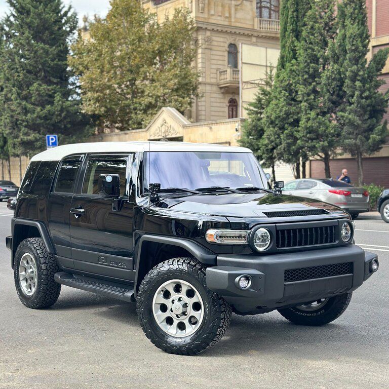 Toyota FJ Cruiser, 4.0 L, 2013 il, 186 958 km — Avtomobillər, Bakı (3)