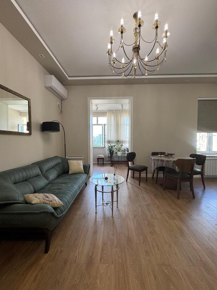 Satılır 2 otaqlı köhnə tikili 60 m² — Mənzil, Bakı (5)