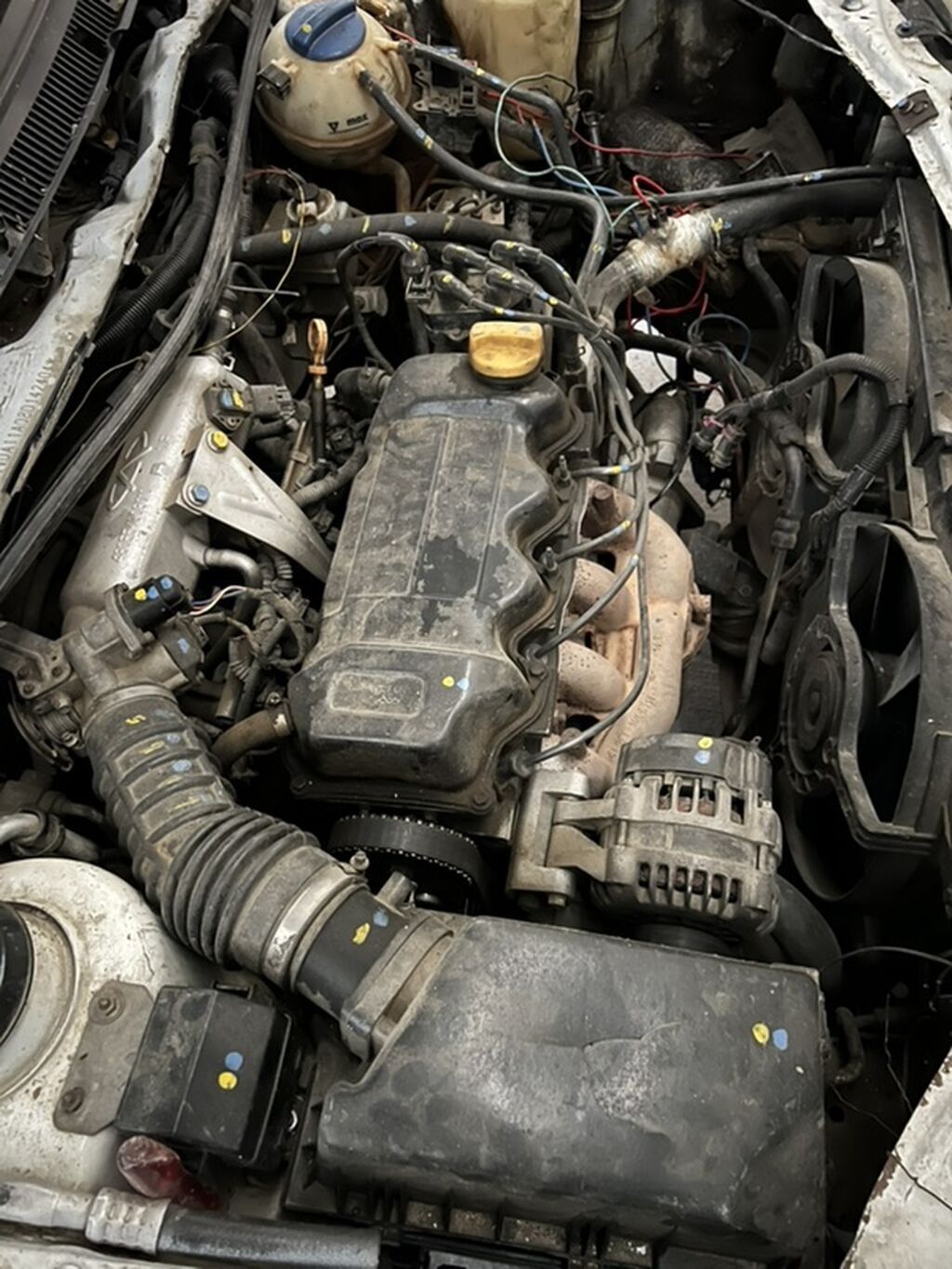 Vaz 2110/2112 üçün komplekt hissələr – sökülmə - Kuzov: 4 qapılı — Digər, Gəncə