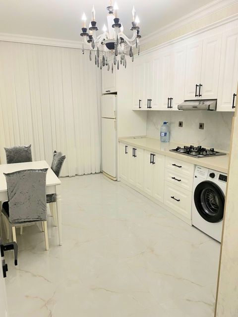İcarəyə verilir 3 otaqlı yeni tikili 135 m² — Bakı