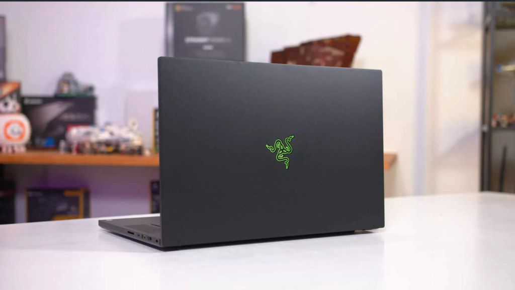 Razer Blade Pro 17 4K 120HZ touch screen 1.5tb name SSD — Noutbuklar, Bakı (6)