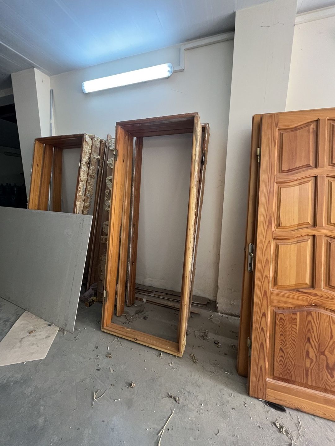 Qapılar — Təmir və inşaat, Bakı (2)