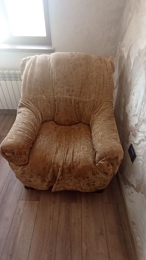 Mebel dəsti – yumşaq oturma dəsti - Tərkib: 1 ədəd geniş divan və 2 — Bakı