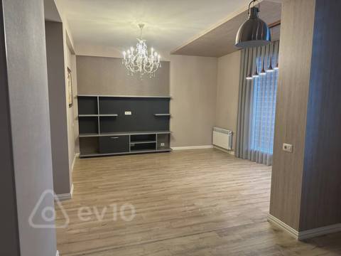 3 otaqlı mənzil, 171 m², Mətbuat Prospekti — Emil