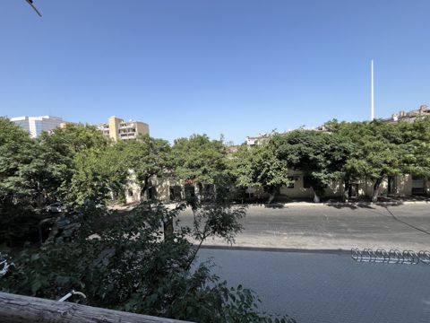 Satılır 3 otaqlı köhnə tikili 75 m² — Bakı