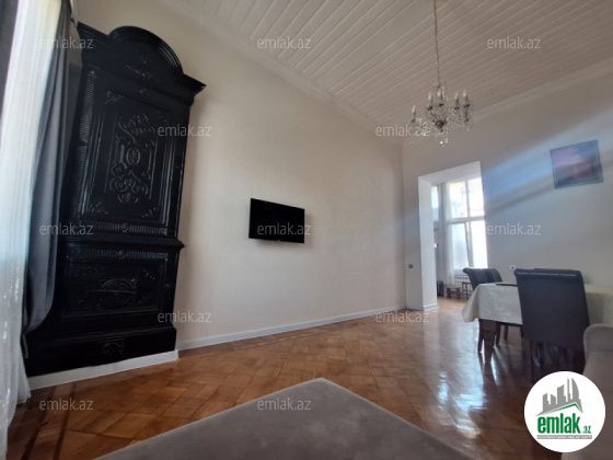 Satılır 2 otaqlı 72 m² köhnə tikili Yasamal r — Mənzil (2)