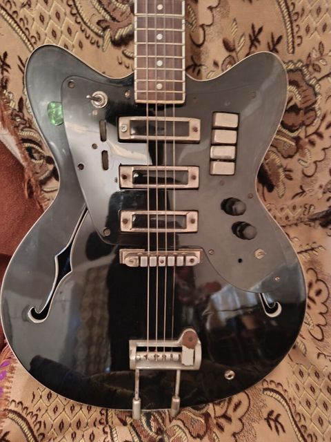 Tornado gitara — Bakı