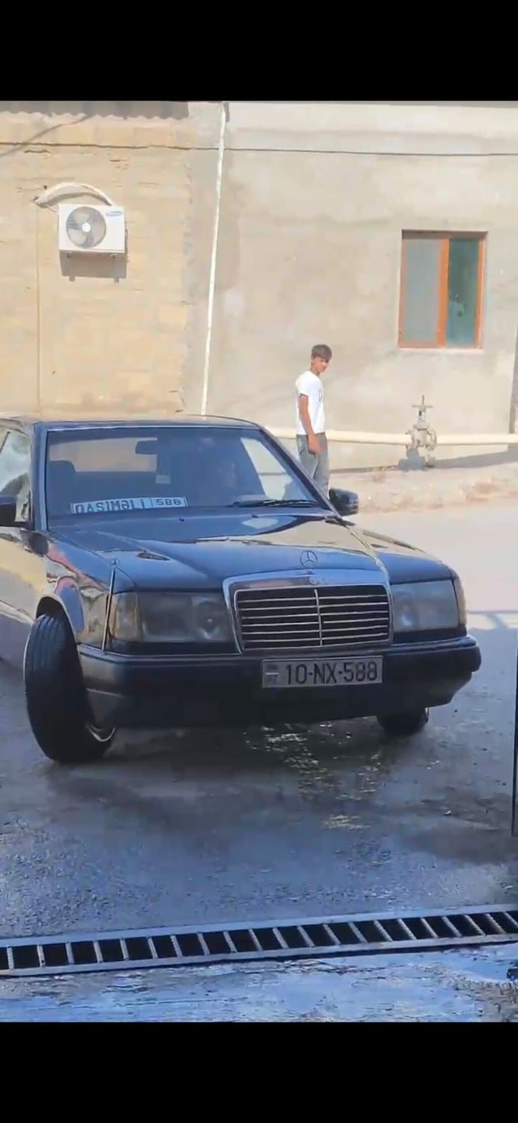 Mercedes-Benz W124: 2 l 1990 il Sedan 10-NX-588 — Avtomobillər, Digah