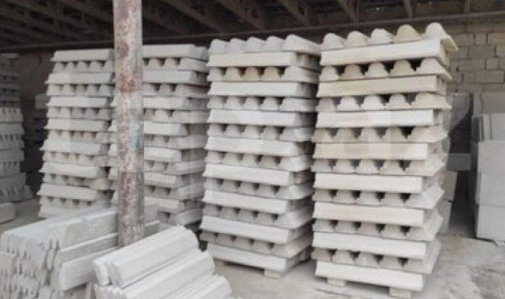 Məmulat: Ağ/açıq boz rəngli dekorativ daş bordür və parapet — Plitka və örtü materialları, Mehdiabad (4)