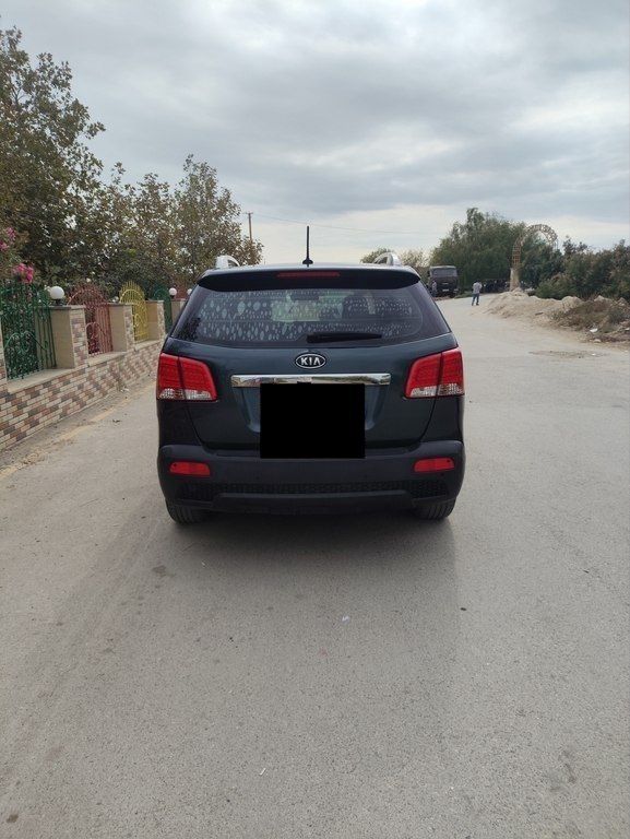 Kia Sorento, 2.0 L, 2009 il, 333 000 km — Avtomobillər, Bakı (4)