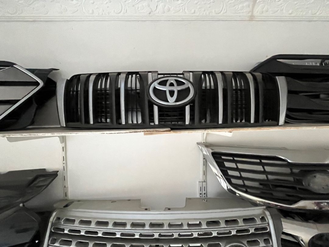 Toyota Prado radiator barmaqlığı — Ehtiyat hissələri və aksesuarlar, Bakı (2)