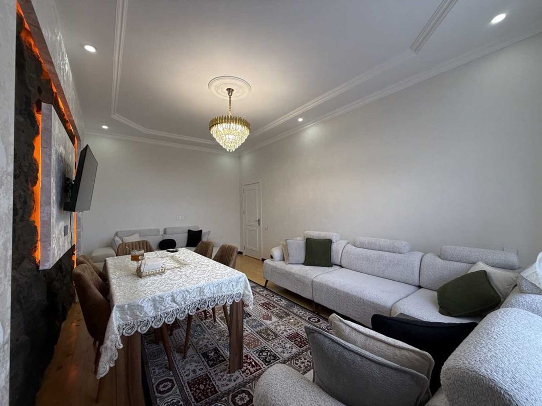 Satılır 4 otaqlı həyət evi/bağ evi 221 m² — Ev, villa, Bakı (9)