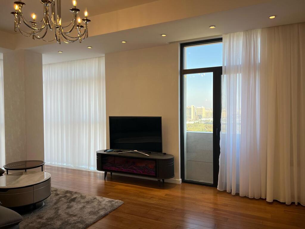 İcarəyə verilir 2 otaqlı yeni tikili 80 m² — Mənzil, Bakı (11)