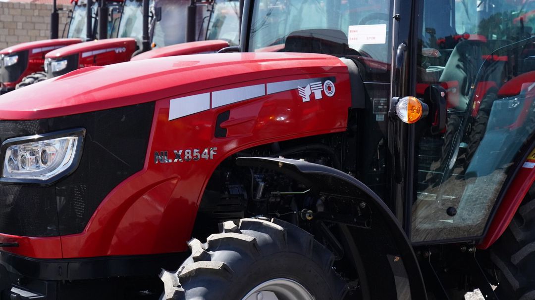 YTO NLX 854F — Aqro texnikası, Bakı (9)