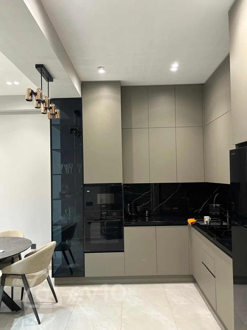 3 otaqlı mənzil, 100 m², 28 May kuchesi — kirayə — Mənzil, Bakı (4)