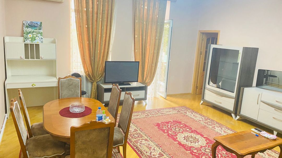 İcarəyə verilir 3 otaqlı köhnə tikili 90 m² — Mənzil, Bakı (6)