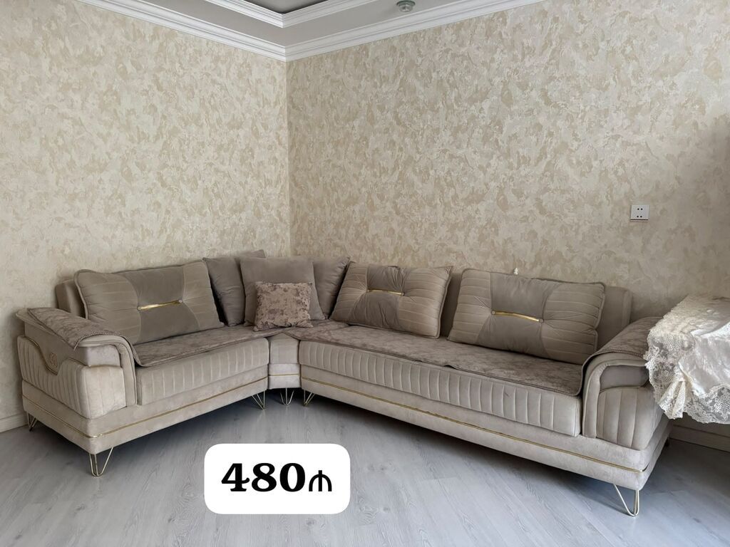 Künc divan satılır 480₼. ölçü 3×2. açılır,baza var.Ünvan Razin — Divanlər, Digah