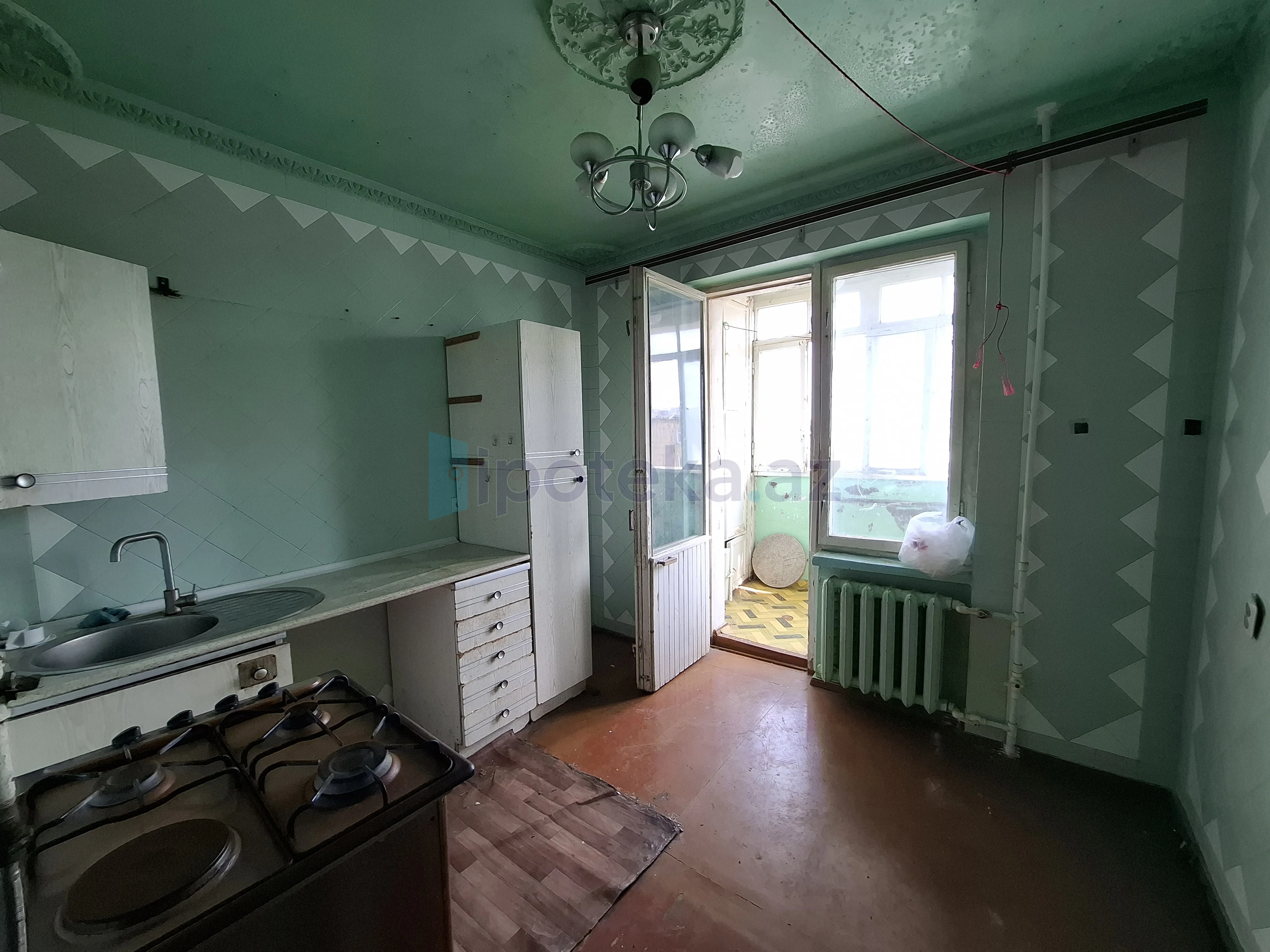 Satılır: 3 Otaq, Köhnə tikili, Nizami r., 8-ci km q., 75.00 m² — Mənzil, Bakı (2)