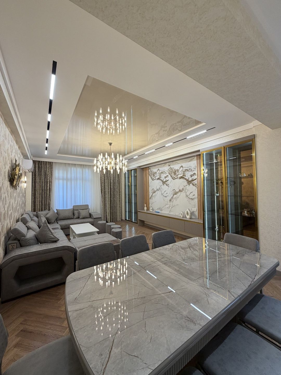 İcarəyə verilir 4 otaqlı yeni tikili 245 m² — Mənzil, Bakı