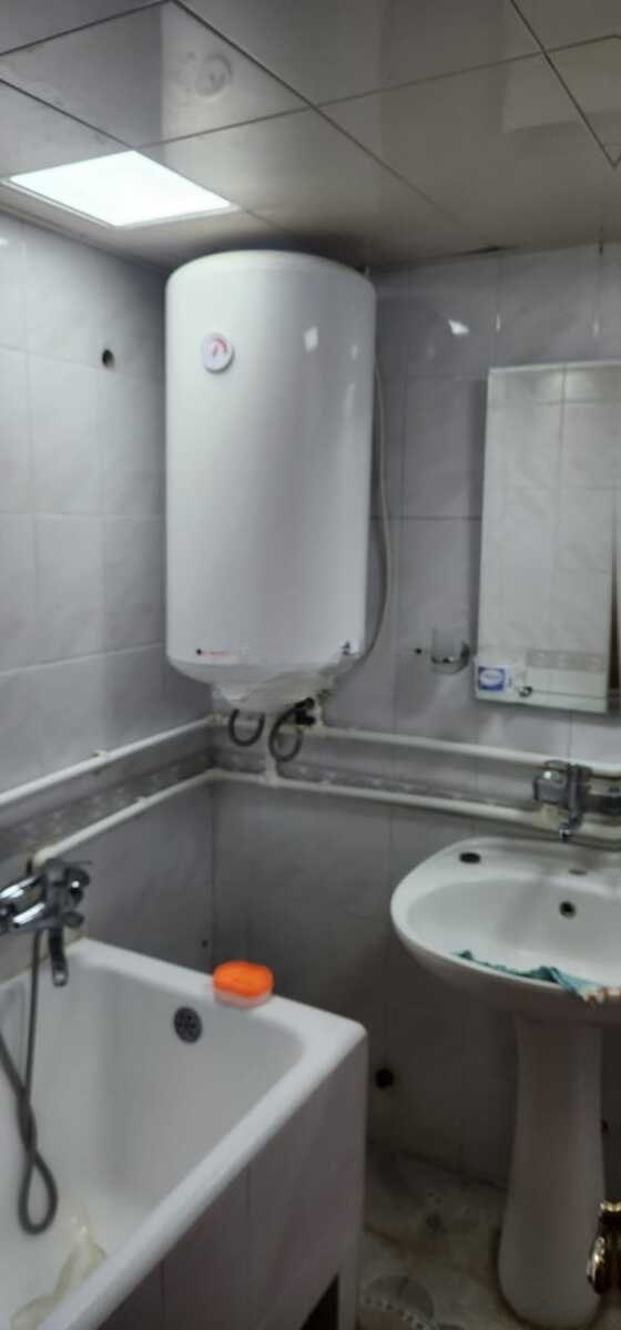 Satılır 2 otaqlı köhnə tikili 70 m² — Mənzil, Bakı (5)
