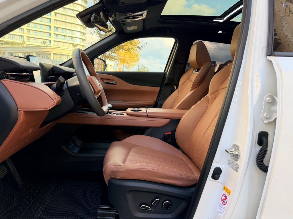 Changan Uni-Z, 1.5 L, 18.4 kWh, 2025 il, 22 000 km — Avtomobillər, Bakı (11)