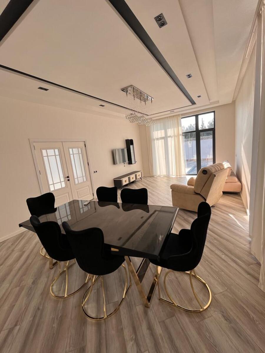 Satılır 5 otaqlı həyət evi/bağ evi 300 m² — Ev, villa, Bakı (10)
