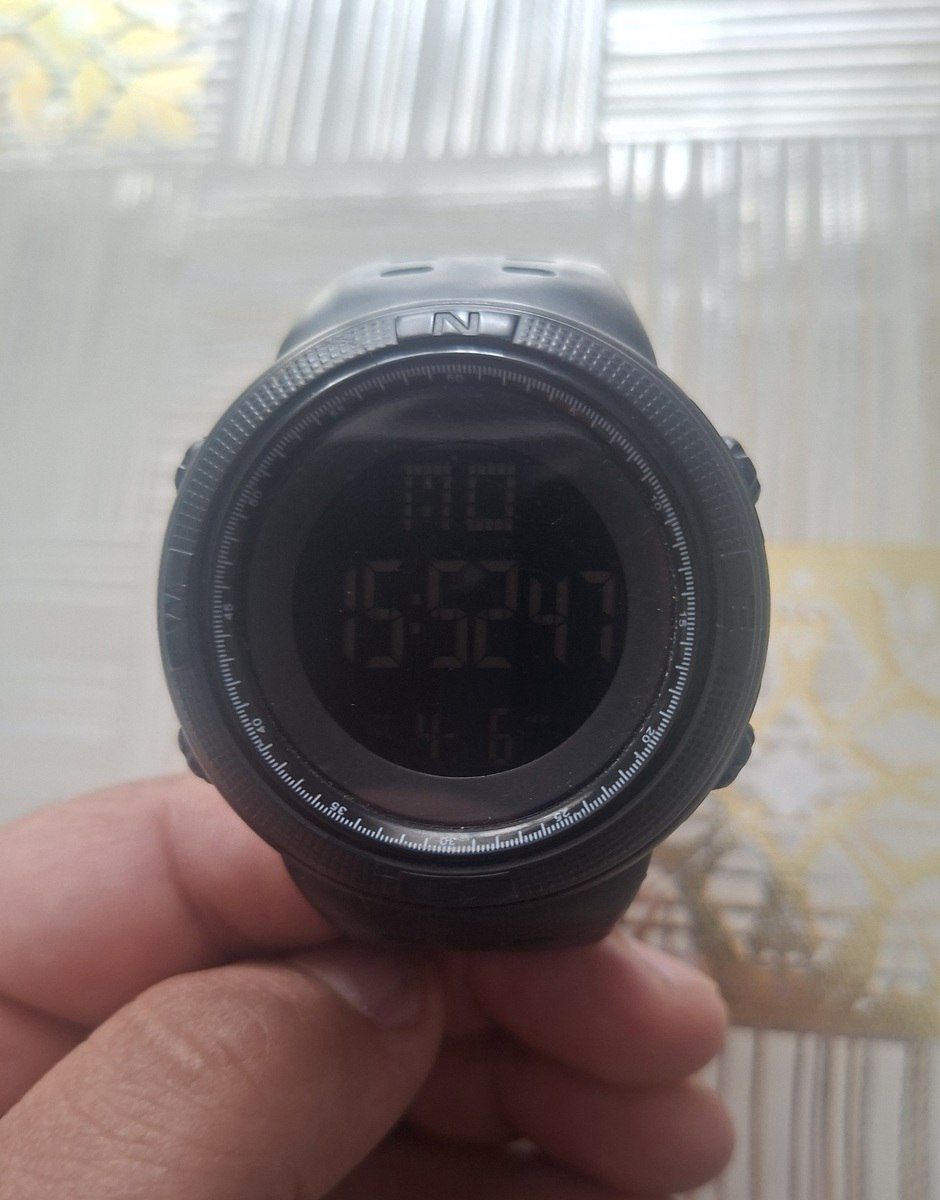 Elektron qol saatı — Şəxsi əşyalar, Bakı (3)