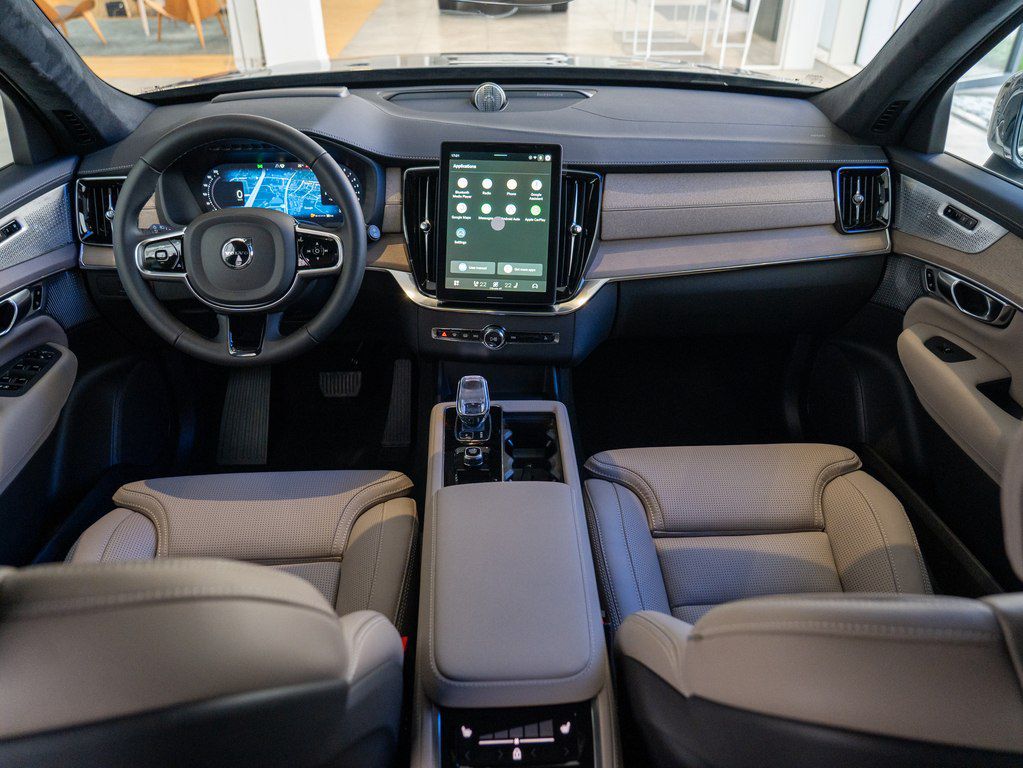 Volvo XC90, 2.0 L, 2026 il, yeni — Avtomobillər, Bakı (2)