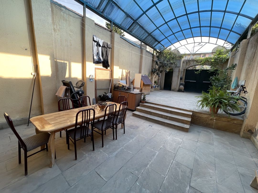 Satılır 9 otaqlı həyət evi/bağ evi 300 m² — Ev, villa, Bakı (6)
