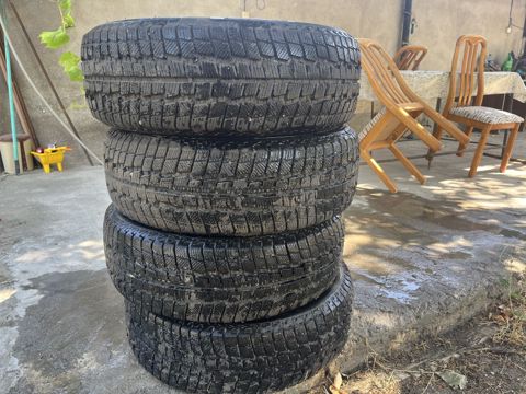 Lada (VAZ) Niva qış şinləri 215/60 R16 — Sumqayıt