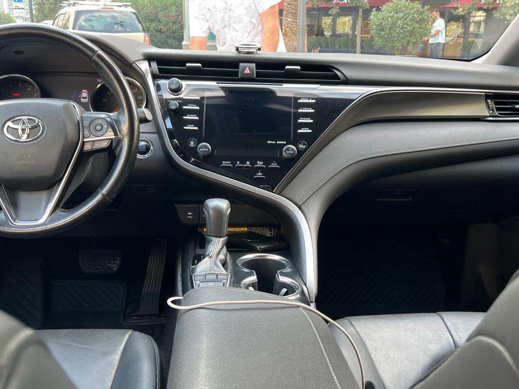 Toyota Camry, 2.5 L, 2019 il, 150 000 km 01-CX-943 — Avtomobillər, Bakı (6)