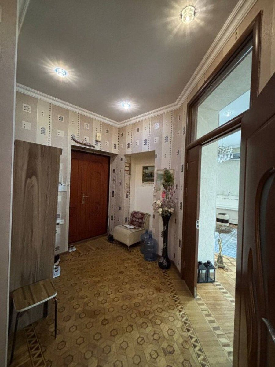 Satılır 4 otaqlı köhnə tikili 120 m² — Mənzil, Bakı (3)