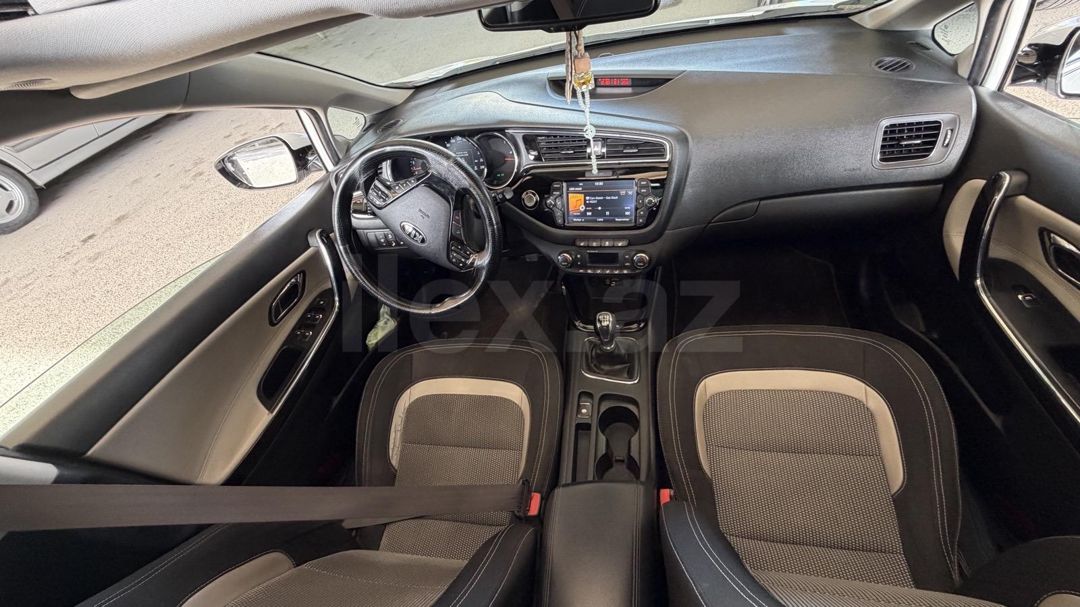2016 Kia Ceed SW, 1.6 L, 2016, 191,000 km 77-TS-547 — Avtomobillər, Bakı (4)